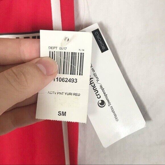 Crunchyroll "Yuri!!! On Ice" NWT Women's Junior Small Red & White Active Pants - Picture 5 of 9